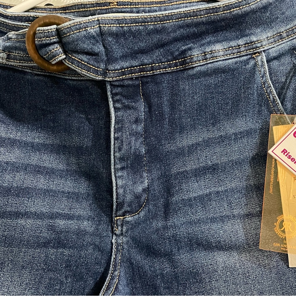 Relaxed Blue Jeans with Natural Fading